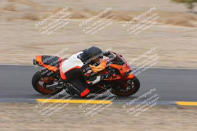 media/Sep-11-2022-SoCal Trackdays (Sun) [[81b7e951af]]/Turn 9 Inside (910am)/